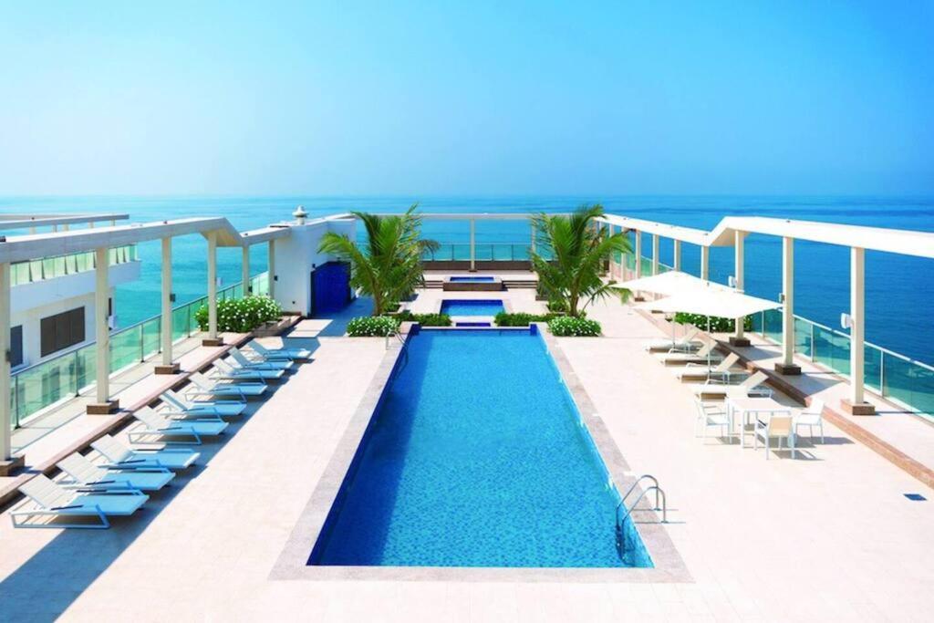 Ocean Whisper Ultra Luxe 1 Bedroom Apartment With A Private Beach - Al Marjan Island 라스알카이마 외부 사진